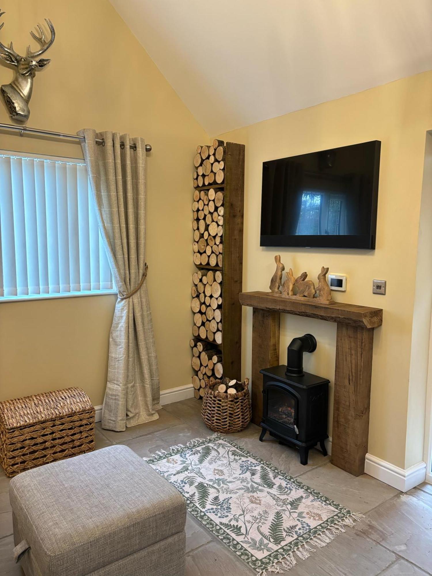 Mulberry House Farm Mulberry Lodge Chippenham  Eksteriør bilde
