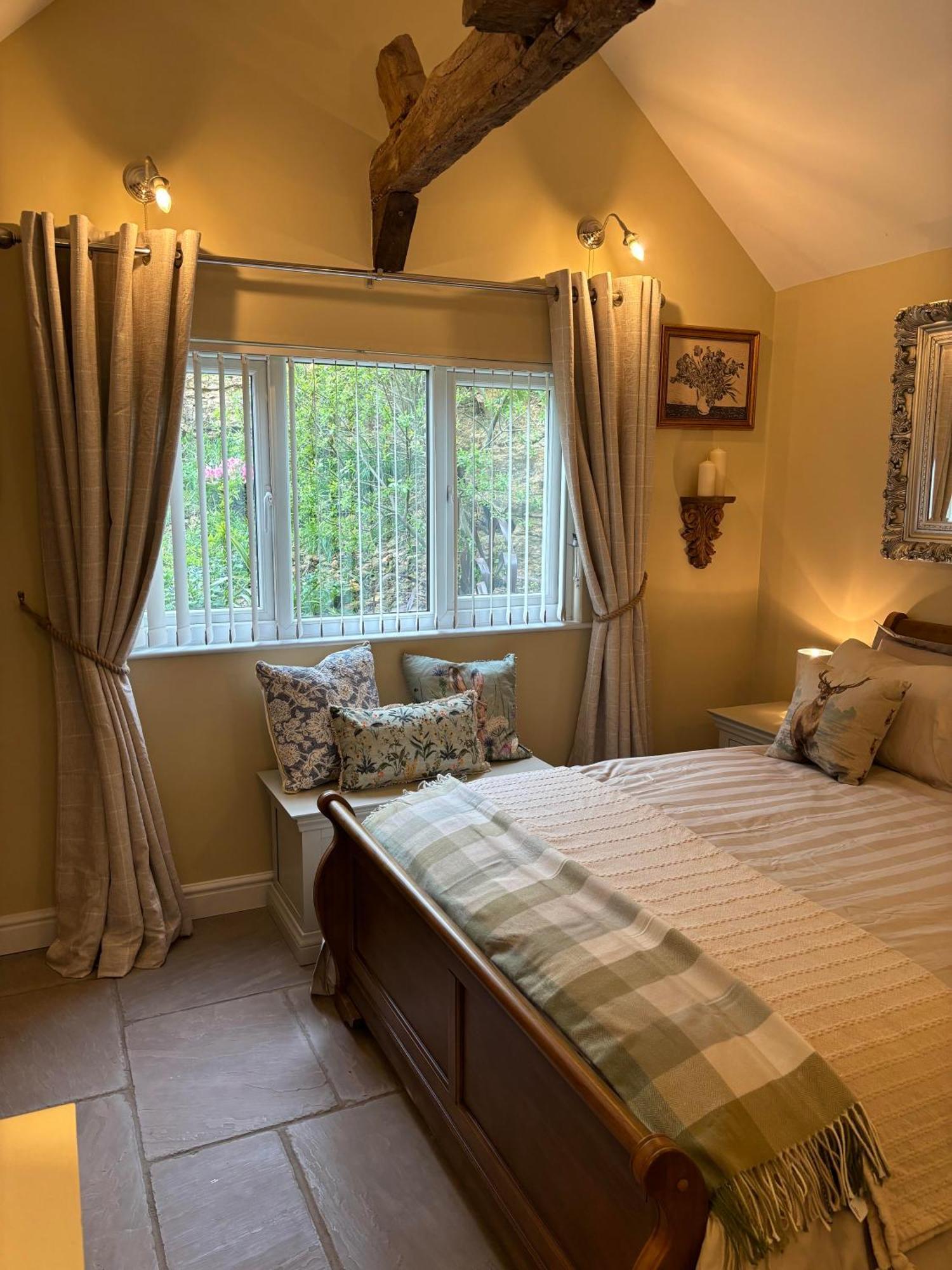 Mulberry House Farm Mulberry Lodge Chippenham  Eksteriør bilde